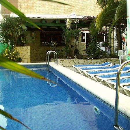 רוזס Hotel Marbella מראה חיצוני תמונה