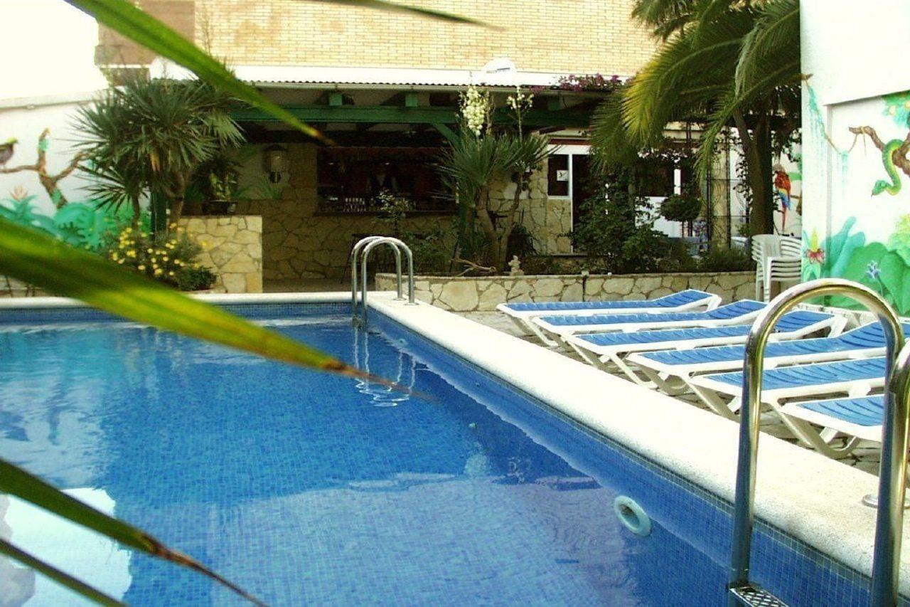רוזס Hotel Marbella מראה חיצוני תמונה