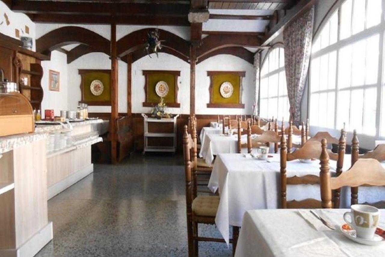 רוזס Hotel Marbella מראה חיצוני תמונה
